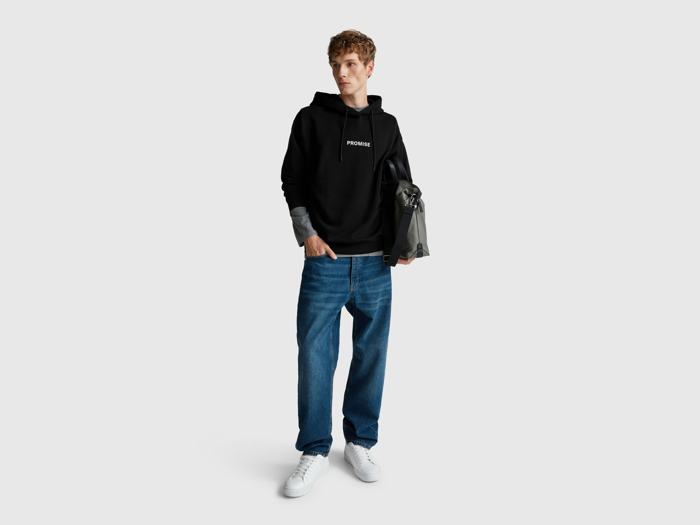 SWEATER W/HOOD Herren image number 3